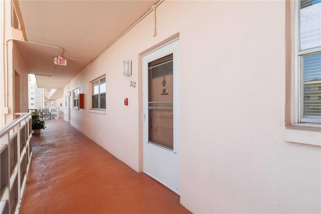 Activo con contrato: $99,000 (2 camas, 2 baños, 1245 Pies cuadrados)