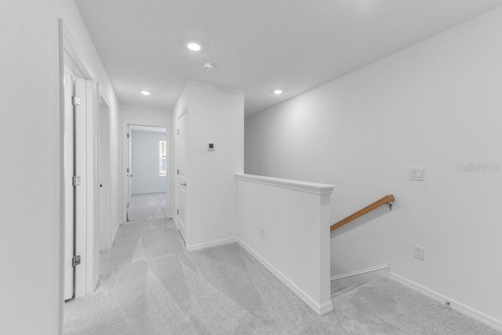 For Sale: $325,000 (3 beds, 2 baths, 1373 Square Feet)