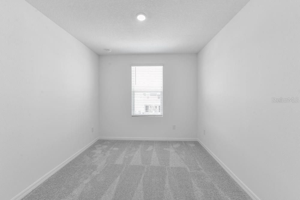 For Sale: $325,000 (3 beds, 2 baths, 1373 Square Feet)