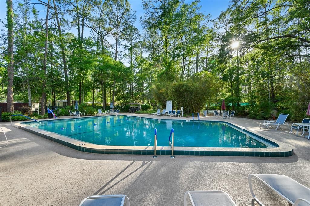 For Sale: $259,900 (2 beds, 2 baths, 1022 Square Feet)