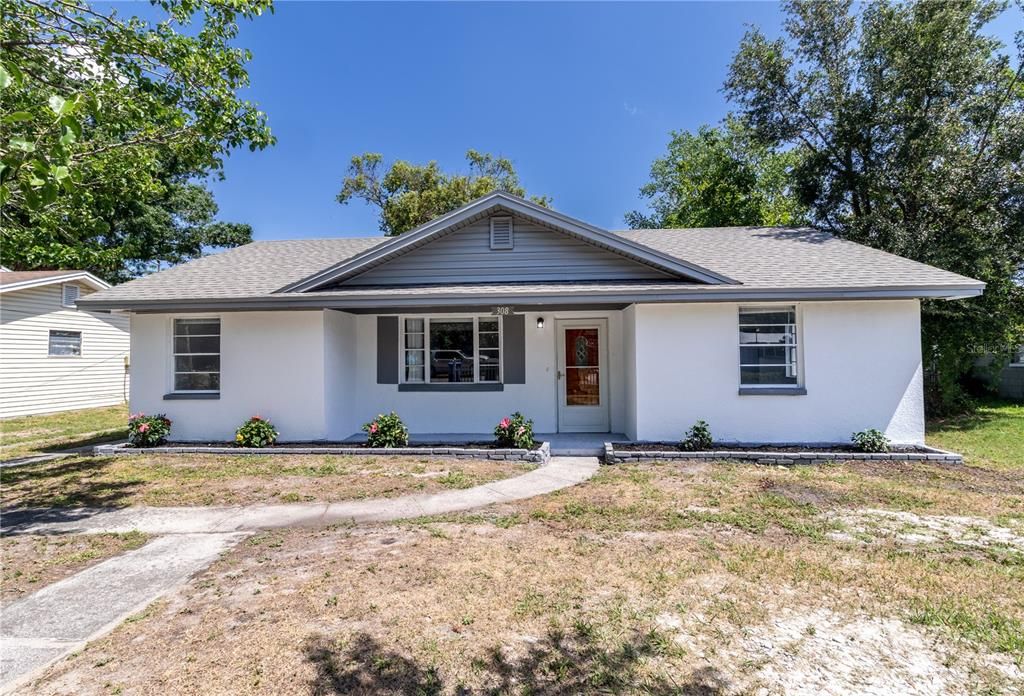 Vendido Recientemente: $379,000 (3 camas, 2 baños, 1382 Pies cuadrados)