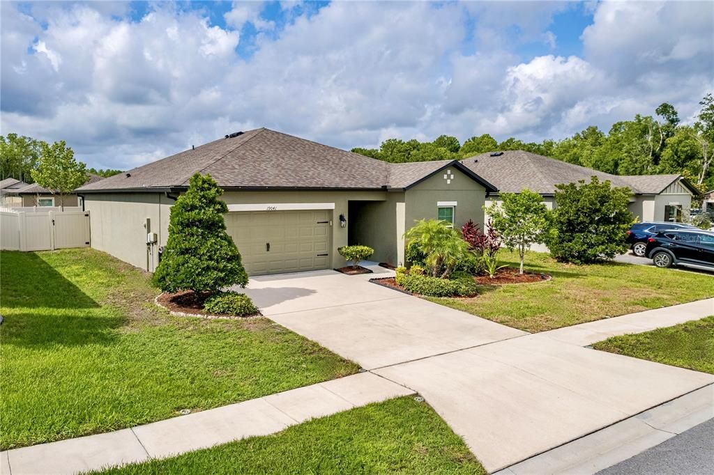 For Sale: $335,000 (3 beds, 2 baths, 1508 Square Feet)