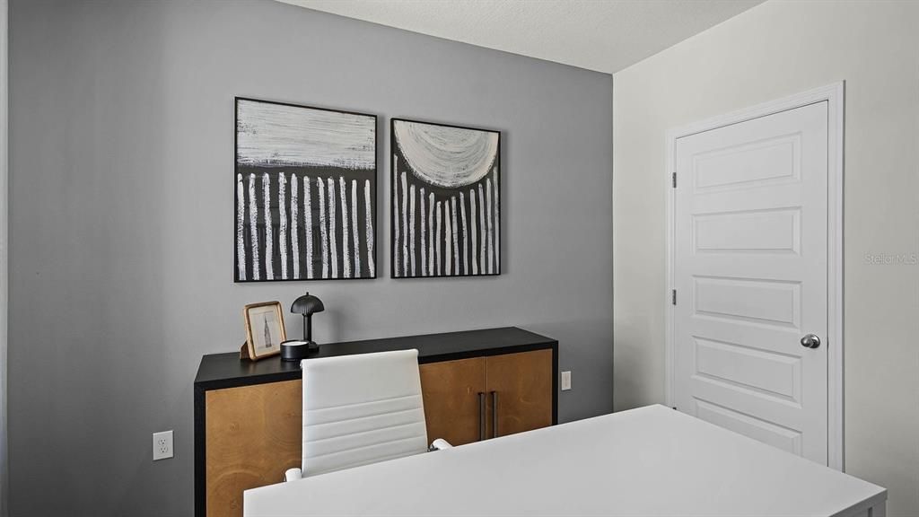 Active With Contract: $332,990 (4 beds, 2 baths, 1665 Square Feet)