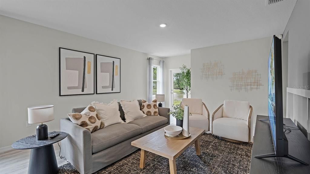 Active With Contract: $332,990 (4 beds, 2 baths, 1665 Square Feet)