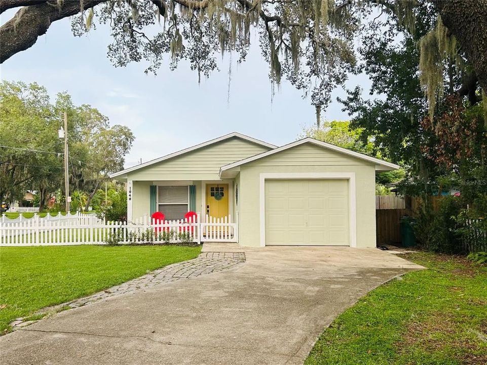 最近售出: $379,900 (3 贝兹, 2 浴室, 1092 平方英尺)