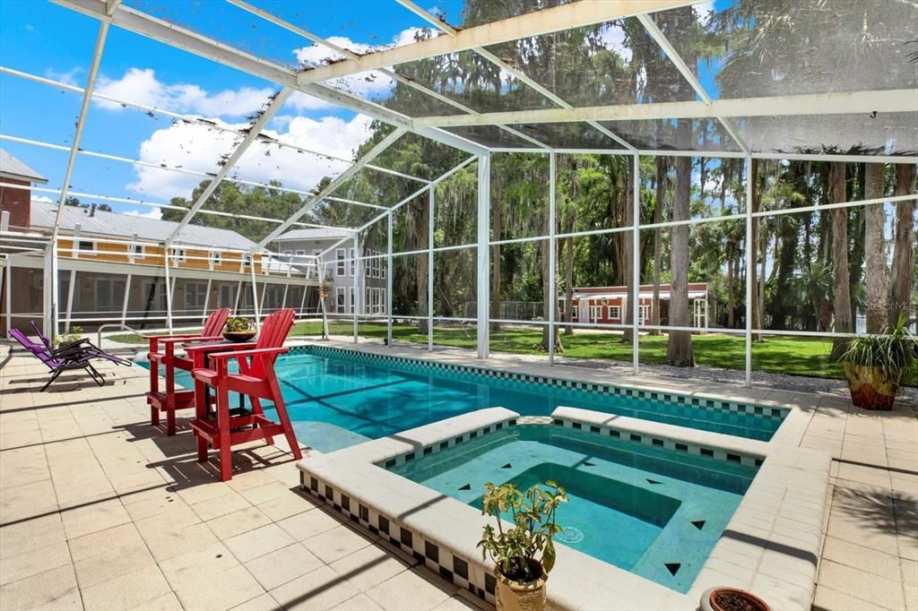 На продажу: $1,749,900 (5 спален, 4 ванн, 4510 Квадратных фут)