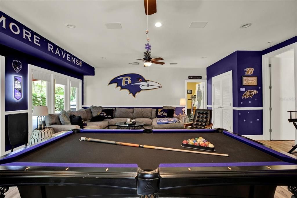 На продажу: $1,749,900 (5 спален, 4 ванн, 4510 Квадратных фут)