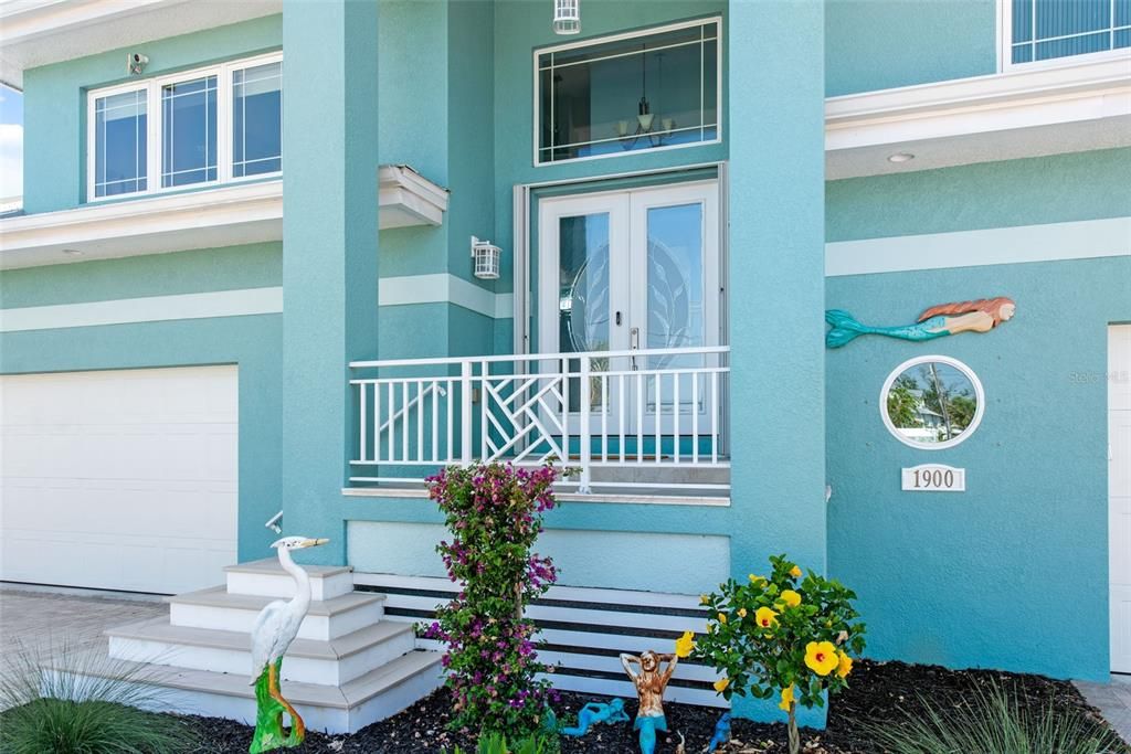 For Sale: $2,850,000 (4 beds, 3 baths, 2737 Square Feet)