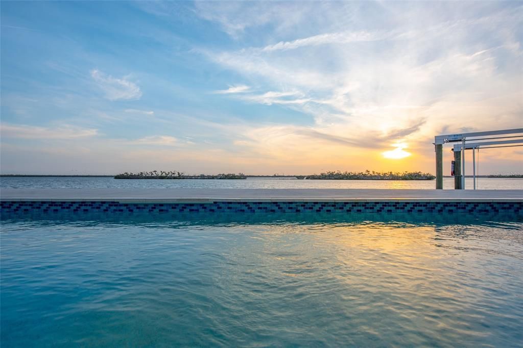 For Sale: $2,850,000 (4 beds, 3 baths, 2737 Square Feet)