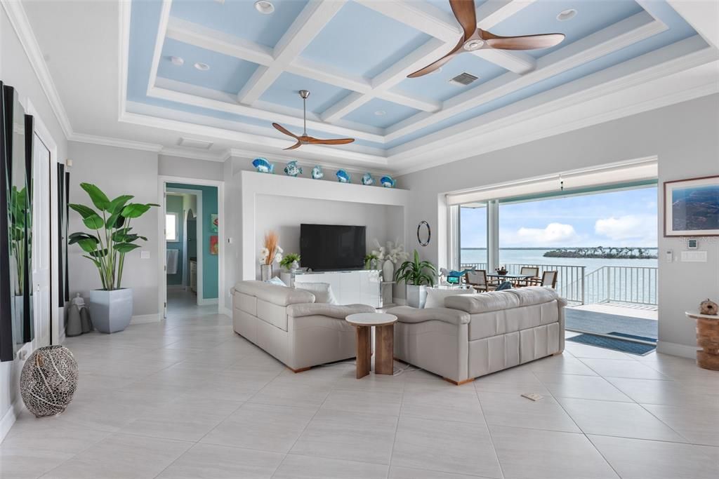 For Sale: $2,850,000 (4 beds, 3 baths, 2737 Square Feet)