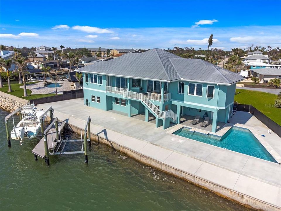 For Sale: $2,850,000 (4 beds, 3 baths, 2737 Square Feet)