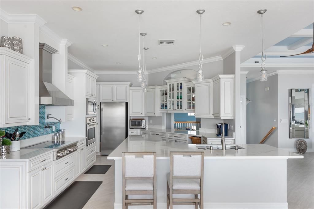 For Sale: $2,850,000 (4 beds, 3 baths, 2737 Square Feet)