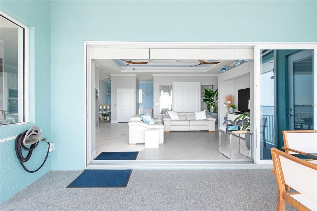 For Sale: $2,850,000 (4 beds, 3 baths, 2737 Square Feet)