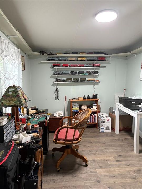 合同活跃: $162,737 (3 贝兹, 2 浴室, 1188 平方英尺)