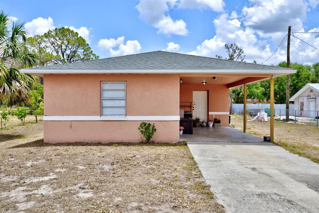 Recently Sold: $239,900 (3 beds, 1 baths, 1136 Square Feet)