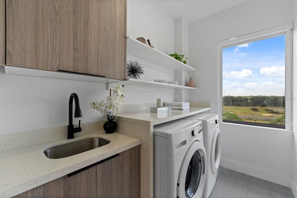 For Sale: $384,900 (4 beds, 3 baths, 2178 Square Feet)