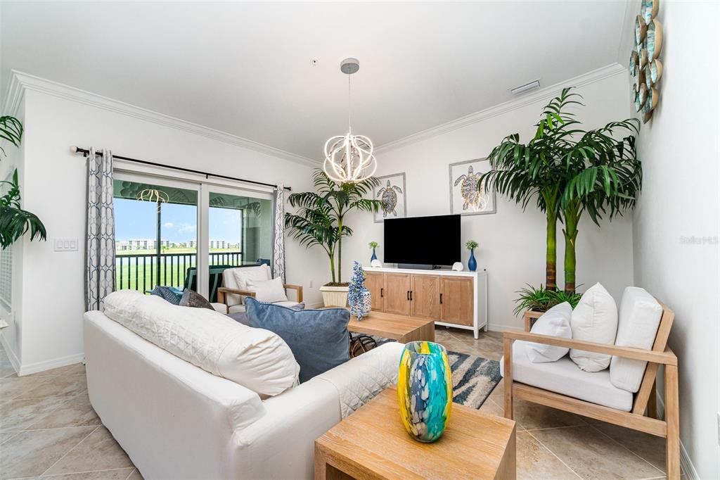 Activo con contrato: $300,000 (2 camas, 2 baños, 1366 Pies cuadrados)