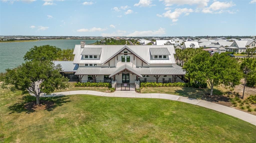 Activo con contrato: $300,000 (2 camas, 2 baños, 1366 Pies cuadrados)