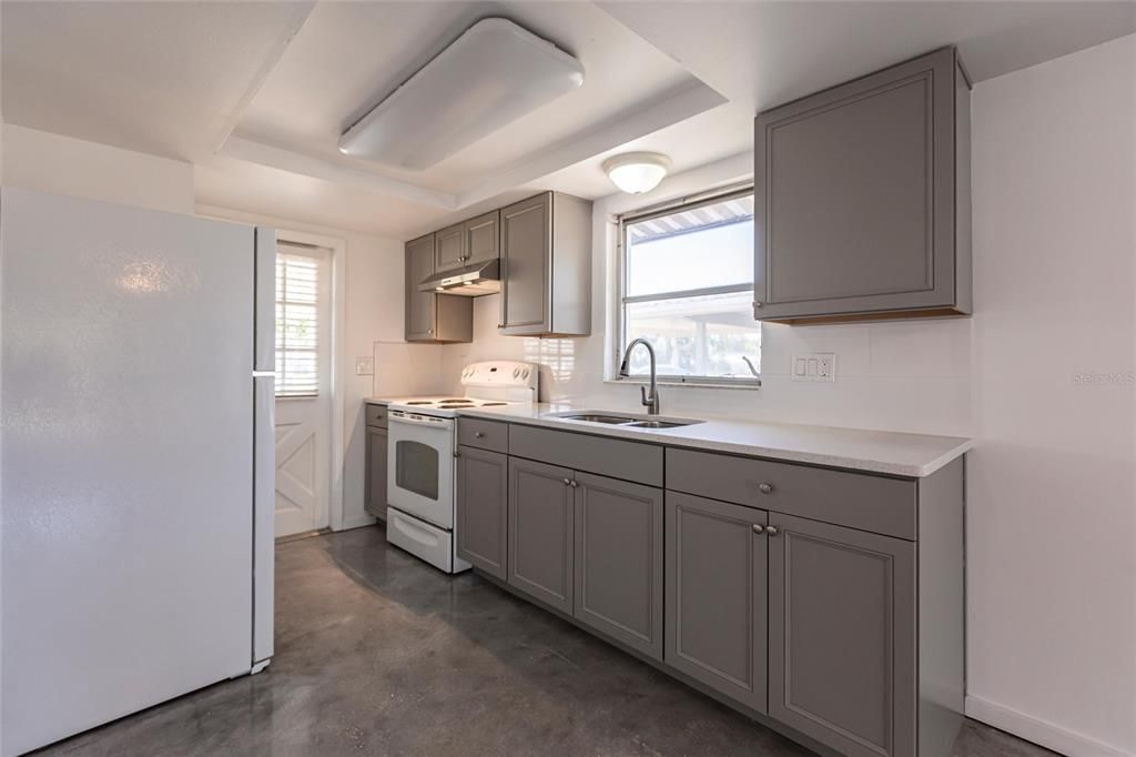 For Sale: $340,000 (4 beds, 0 baths, 2192 Square Feet)