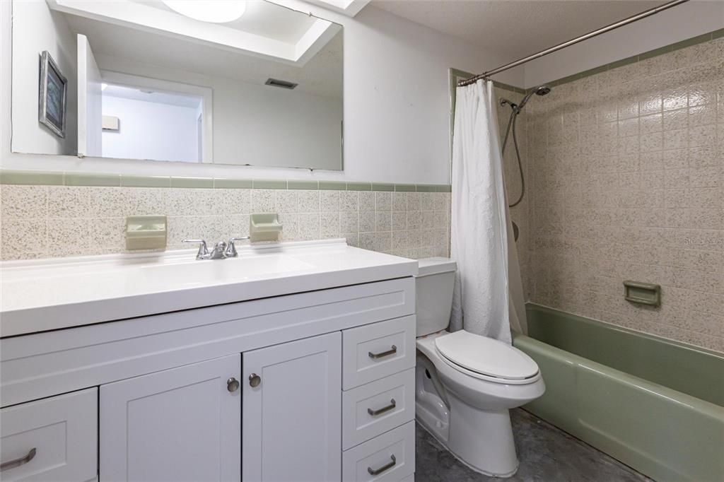 For Sale: $340,000 (4 beds, 0 baths, 2192 Square Feet)