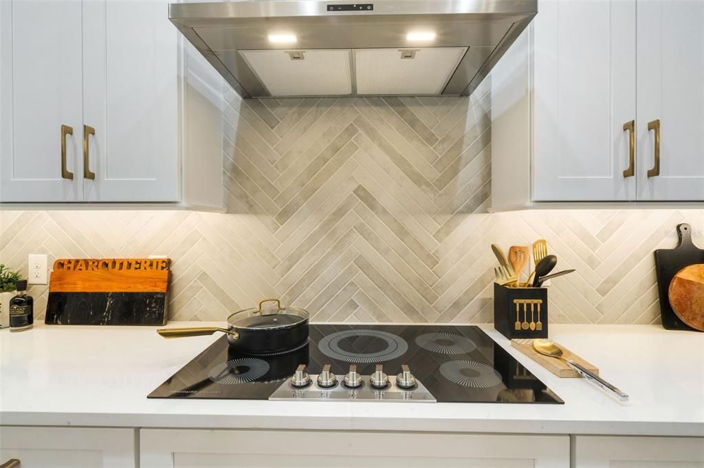 For Sale: $739,900 (4 beds, 3 baths, 2623 Square Feet)