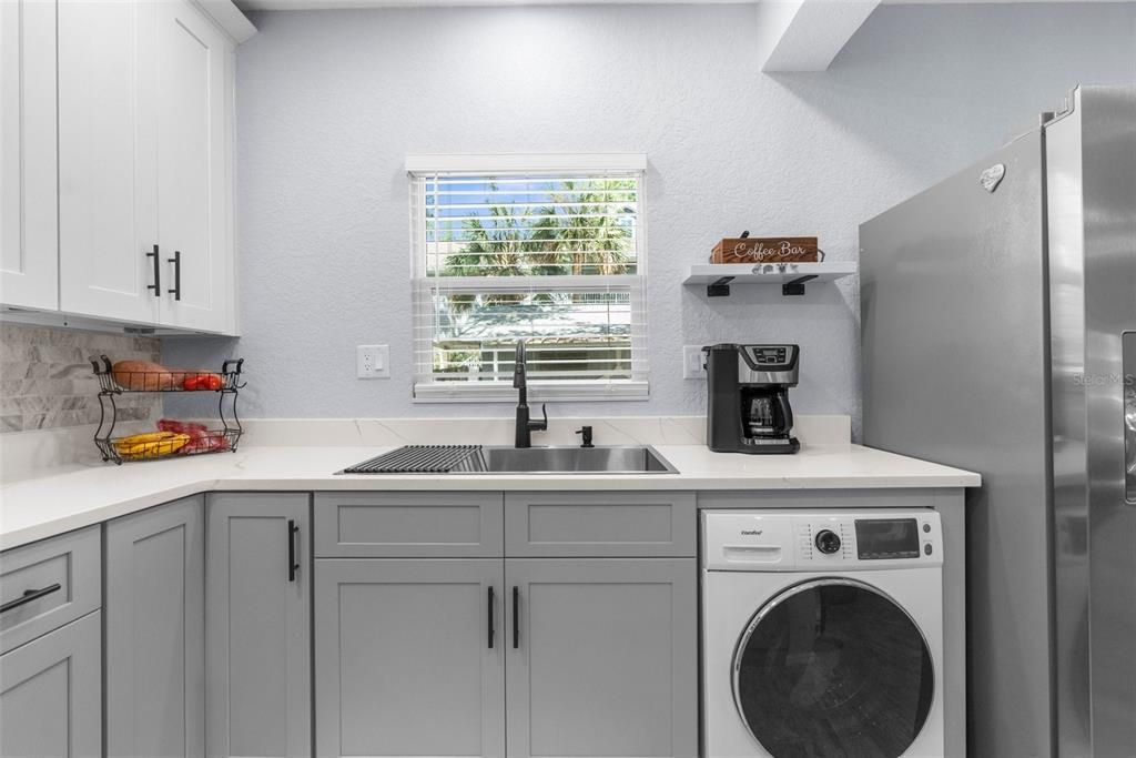 En Venta: $569,000 (2 camas, 2 baños, 912 Pies cuadrados)