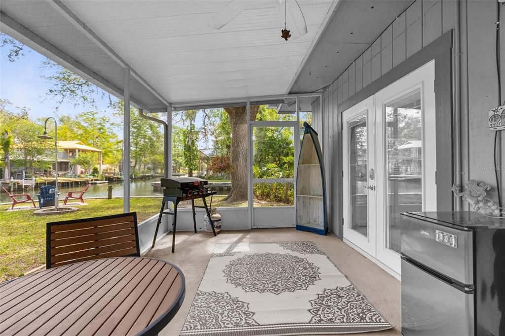 En Venta: $569,000 (2 camas, 2 baños, 912 Pies cuadrados)