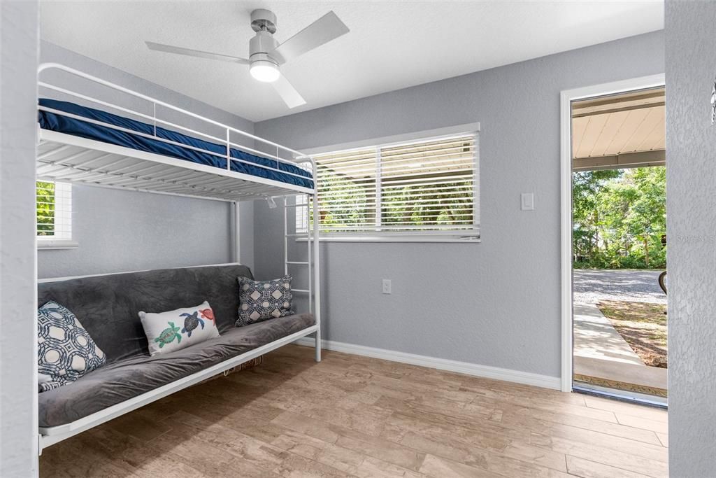 En Venta: $569,000 (2 camas, 2 baños, 912 Pies cuadrados)