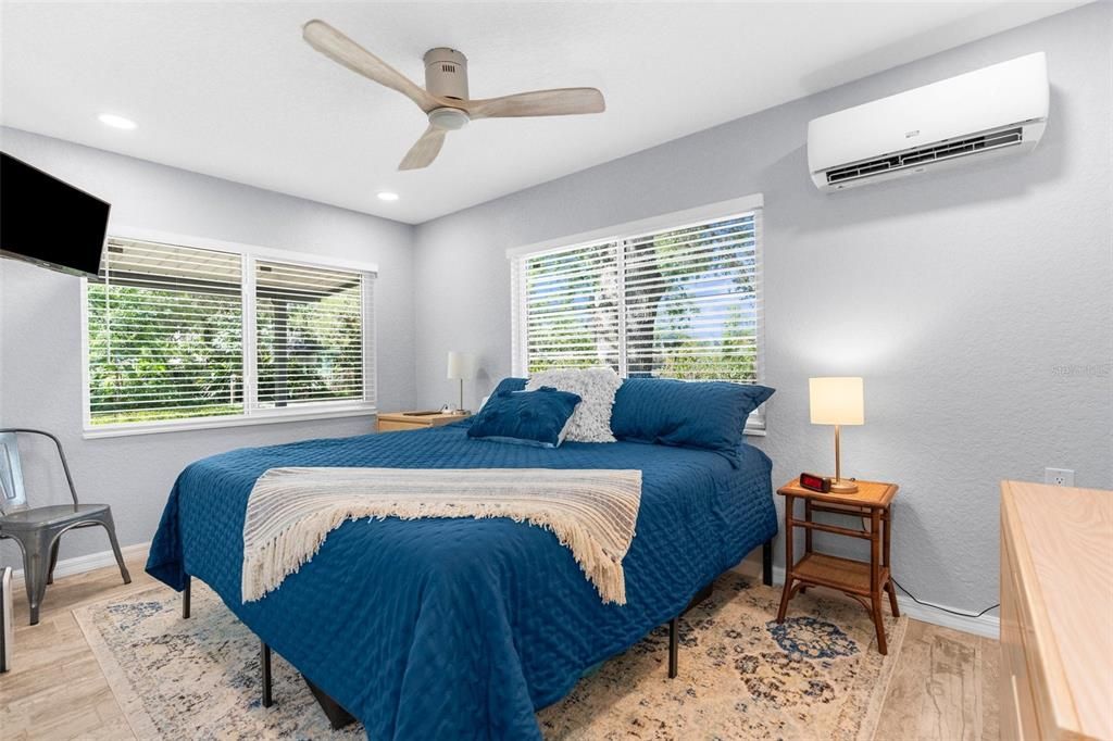 En Venta: $569,000 (2 camas, 2 baños, 912 Pies cuadrados)