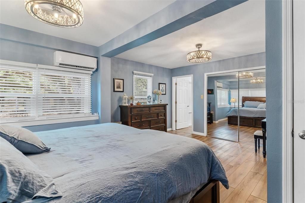 For Sale: $635,000 (3 beds, 2 baths, 2204 Square Feet)