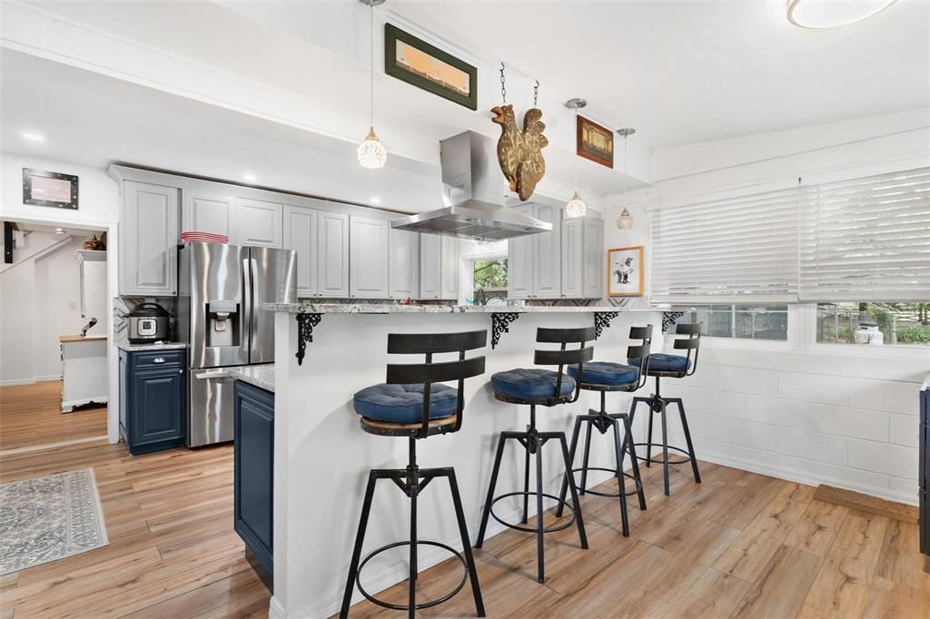 For Sale: $635,000 (3 beds, 2 baths, 2204 Square Feet)