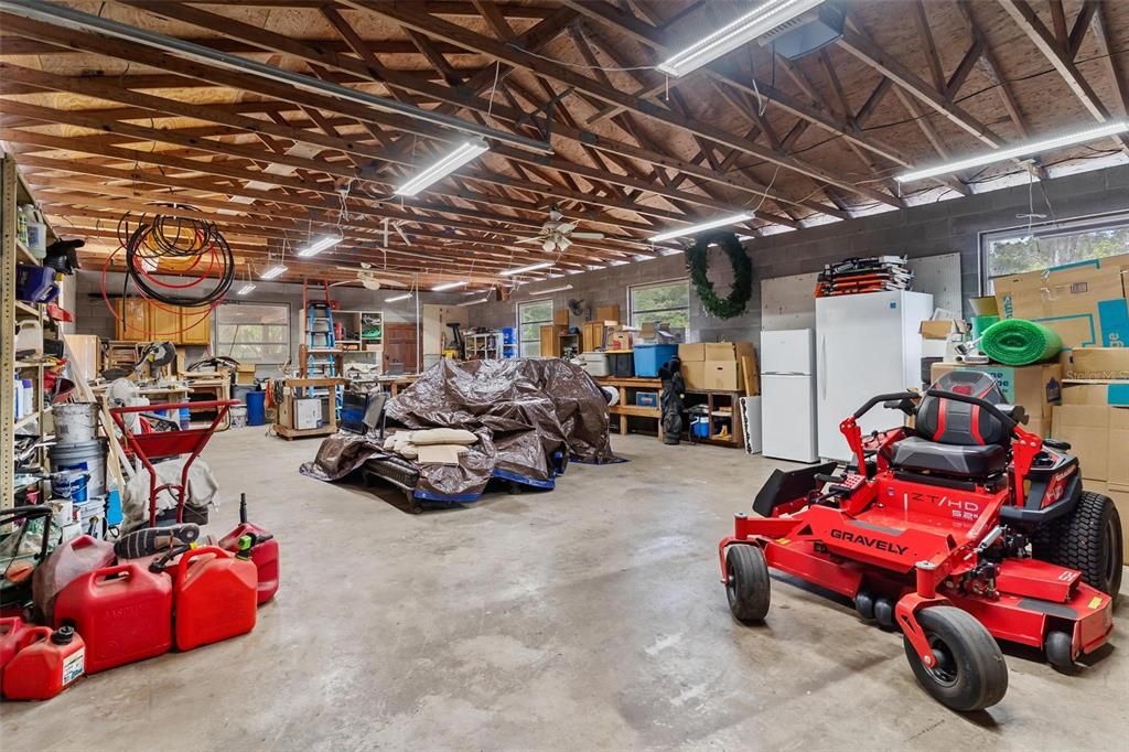 For Sale: $635,000 (3 beds, 2 baths, 2204 Square Feet)