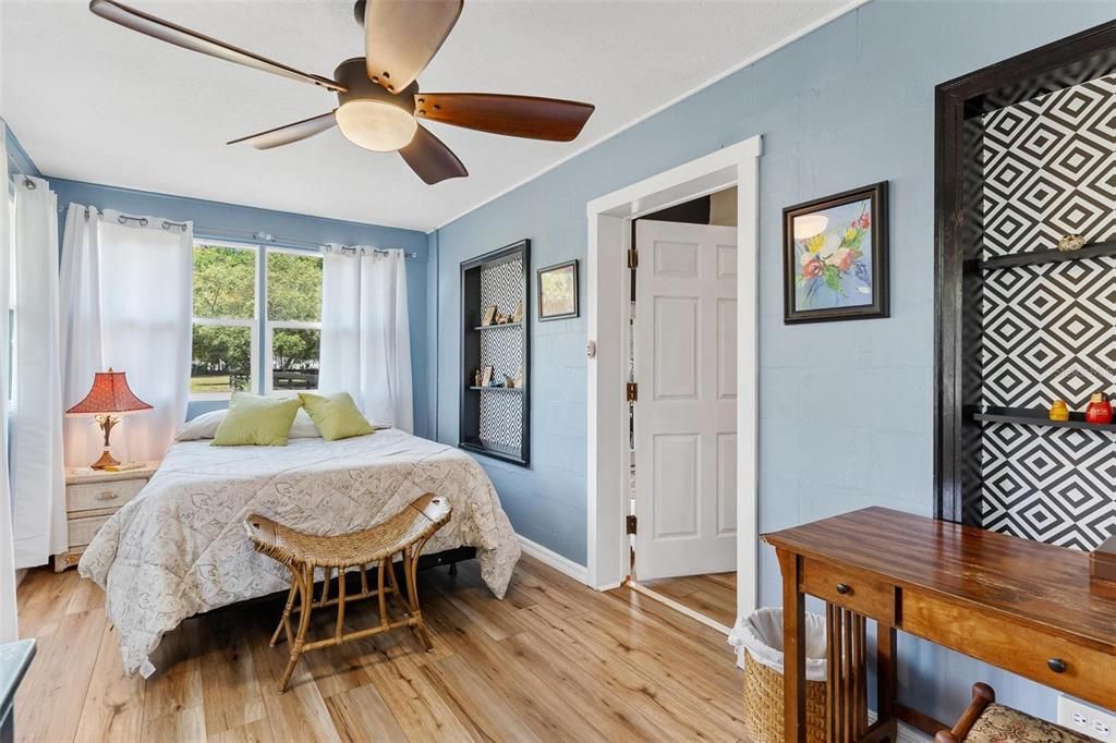 For Sale: $635,000 (3 beds, 2 baths, 2204 Square Feet)