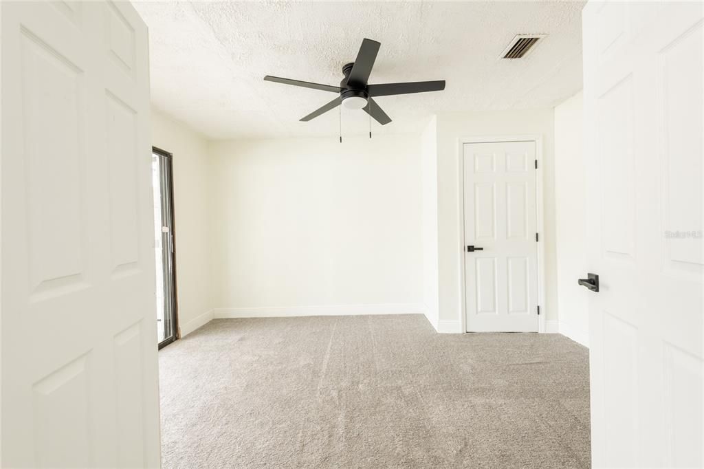 Active With Contract: $419,000 (4 beds, 2 baths, 2037 Square Feet)