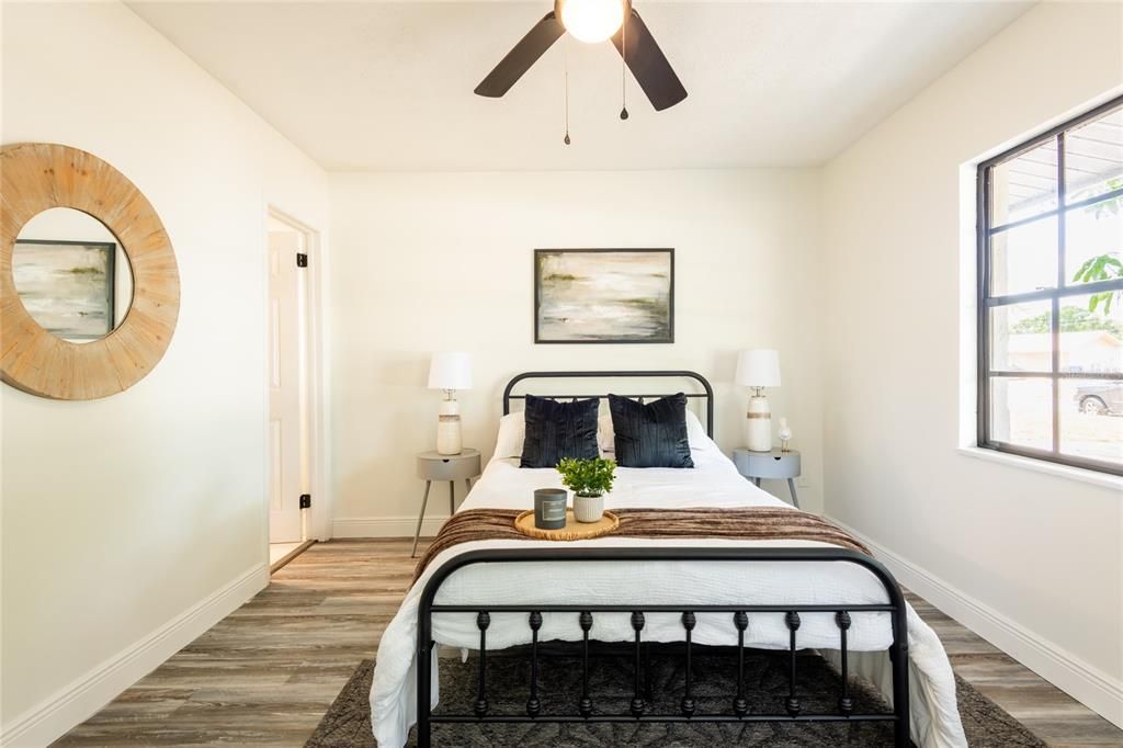 Active With Contract: $419,000 (4 beds, 2 baths, 2037 Square Feet)