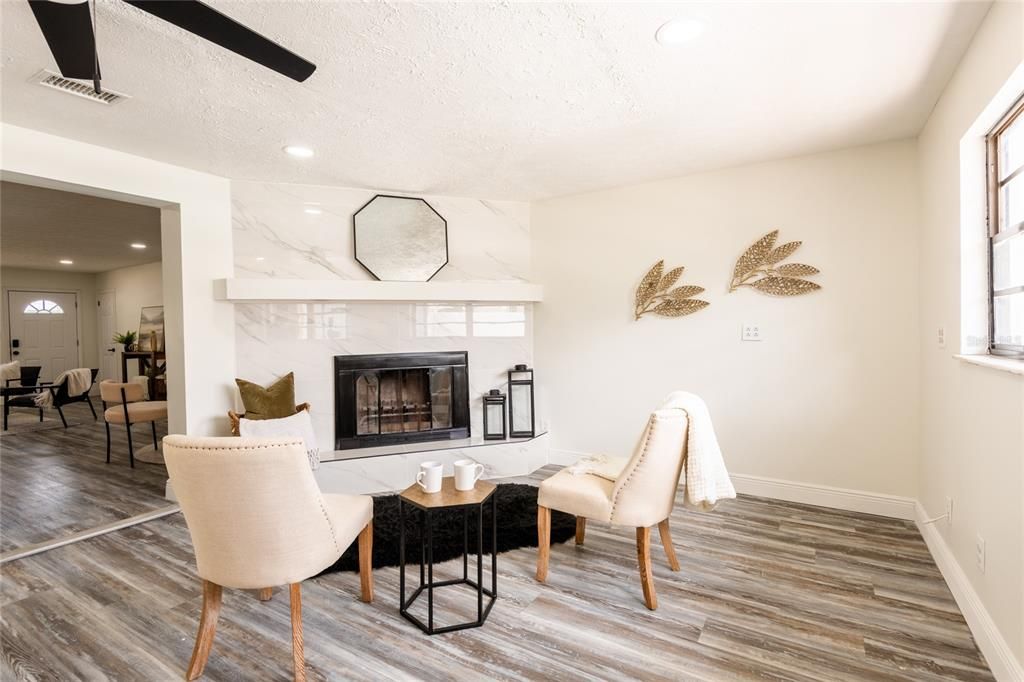 Active With Contract: $419,000 (4 beds, 2 baths, 2037 Square Feet)