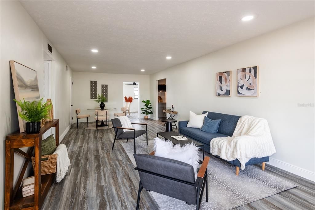 Active With Contract: $419,000 (4 beds, 2 baths, 2037 Square Feet)