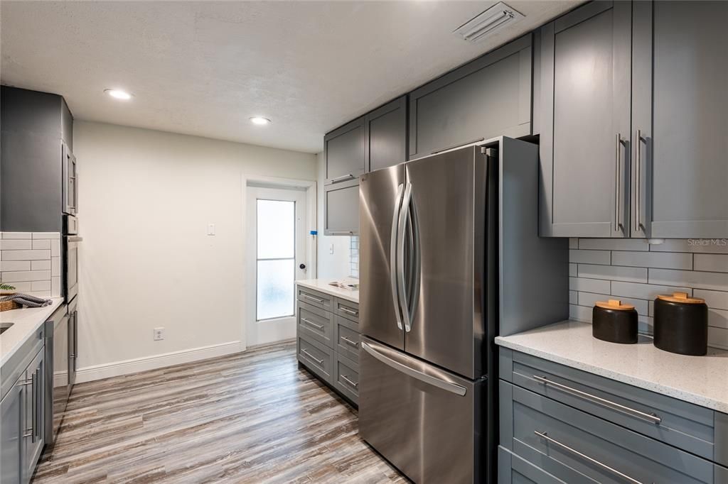 Active With Contract: $419,000 (4 beds, 2 baths, 2037 Square Feet)