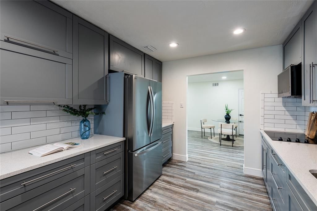 Active With Contract: $419,000 (4 beds, 2 baths, 2037 Square Feet)