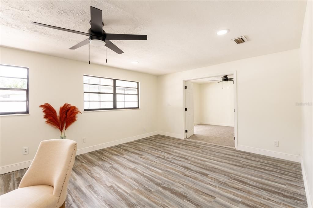 Active With Contract: $419,000 (4 beds, 2 baths, 2037 Square Feet)