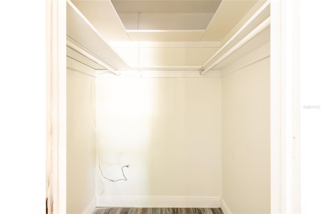 Active With Contract: $419,000 (4 beds, 2 baths, 2037 Square Feet)