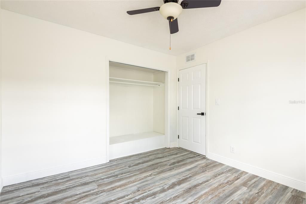Active With Contract: $419,000 (4 beds, 2 baths, 2037 Square Feet)