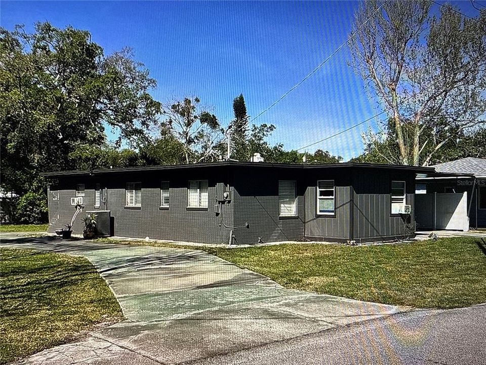 最近售出: $223,500 (3 贝兹, 2 浴室, 1498 平方英尺)