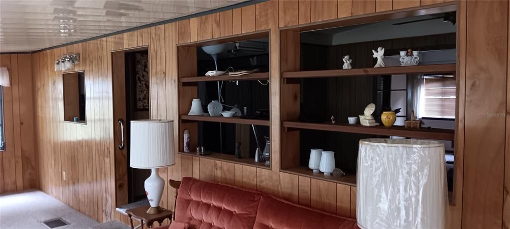 待售: $105,000 (3 贝兹, 2 浴室, 1420 平方英尺)