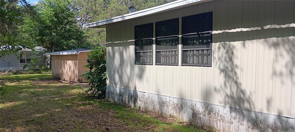 待售: $105,000 (3 贝兹, 2 浴室, 1420 平方英尺)