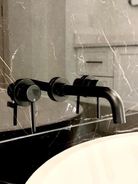 出租: $4,400 (3 贝兹, 3 浴室, 2240 平方英尺)