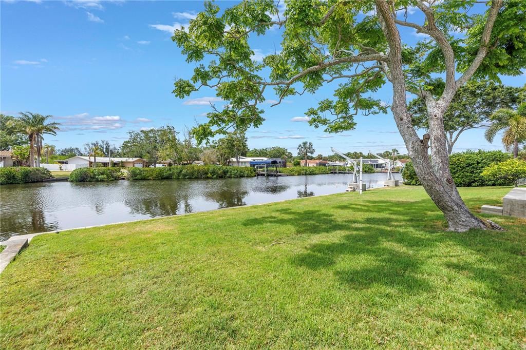 Active With Contract: $715,000 (4 beds, 2 baths, 2344 Square Feet)