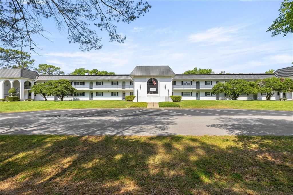 Active With Contract: $139,900 (2 beds, 2 baths, 1341 Square Feet)