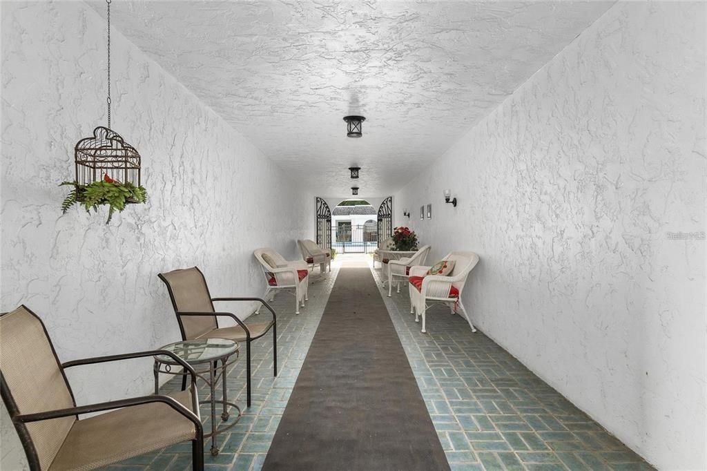 Active With Contract: $139,900 (2 beds, 2 baths, 1341 Square Feet)