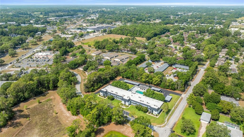 Active With Contract: $139,900 (2 beds, 2 baths, 1341 Square Feet)